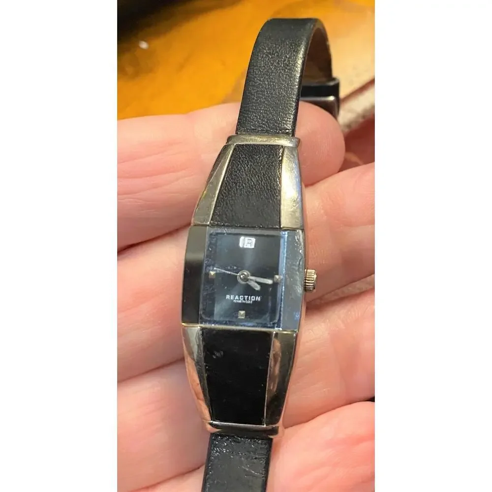Women's 20mm Silver Tone Kenneth Cole Reaction Watch, Black leather
